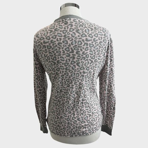 Serra Medium Cotton Polyester Gray Pink Cheetah Leopard Print 2 Piece Pajamas - Picture 4 of 9